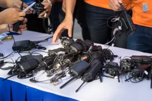 Bộ đàm chính là giải pháp tối ưu giúp nâng cao hiệu quả tổ chức sự kiện, đảm bảo sự phối hợp trơn tru giữa các bộ phận.